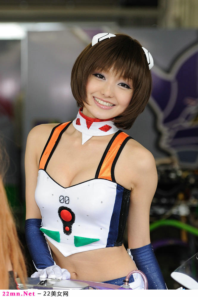 喜欢卖萌的性感COSPLAY14