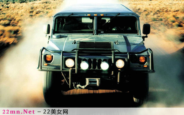 越野之王悍马H1(1)