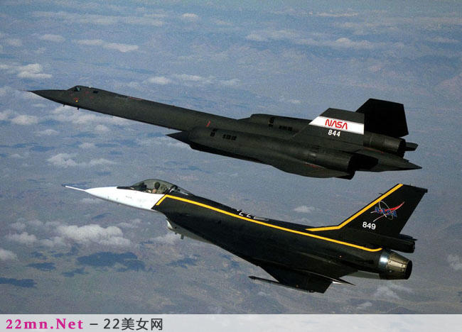 美国SR71黑鸟高空侦察机5