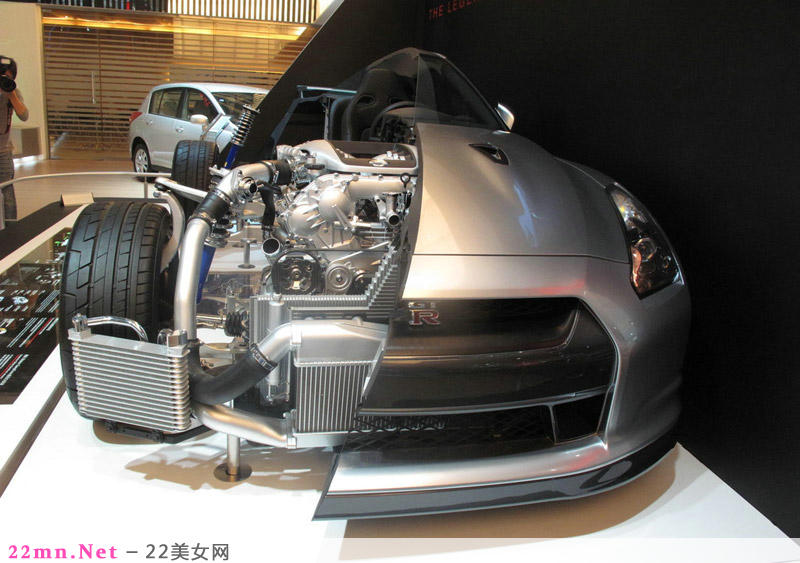 日本的国宝级跑车NISSAN GTR6