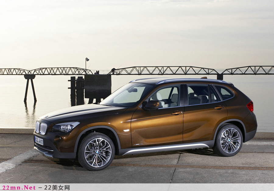 宝马BMW紧凑型SUV X1闪亮登场14