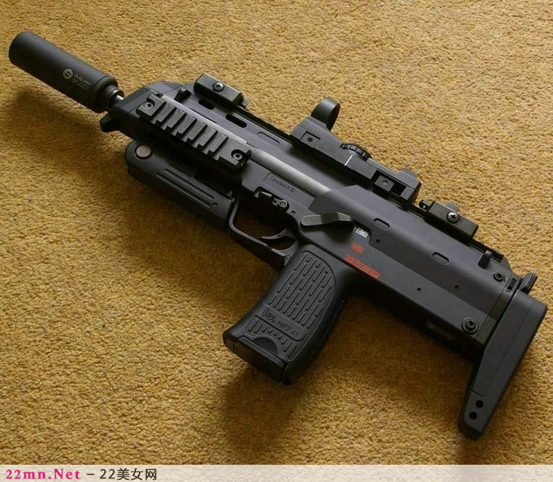 德国单兵自卫武器MP7冲锋枪2