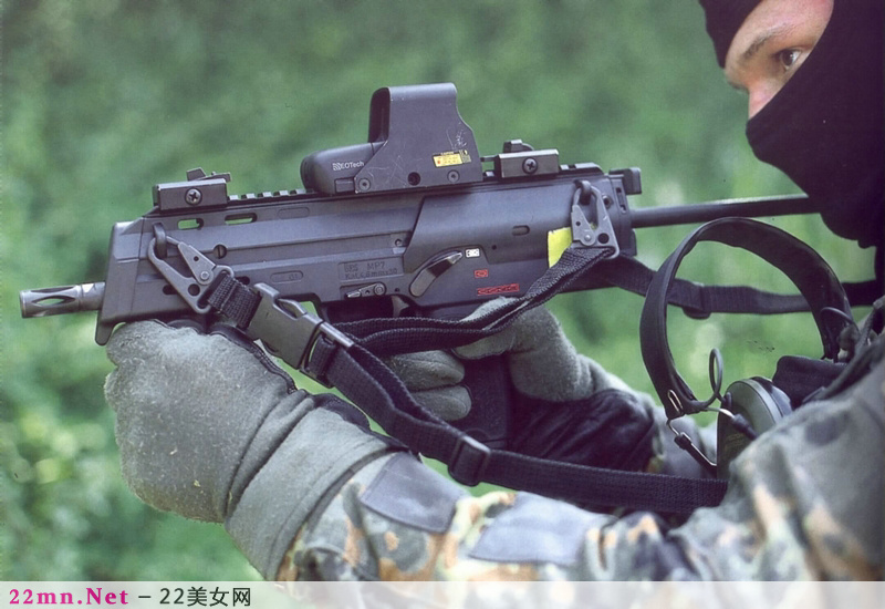 德国单兵自卫武器MP7冲锋枪3