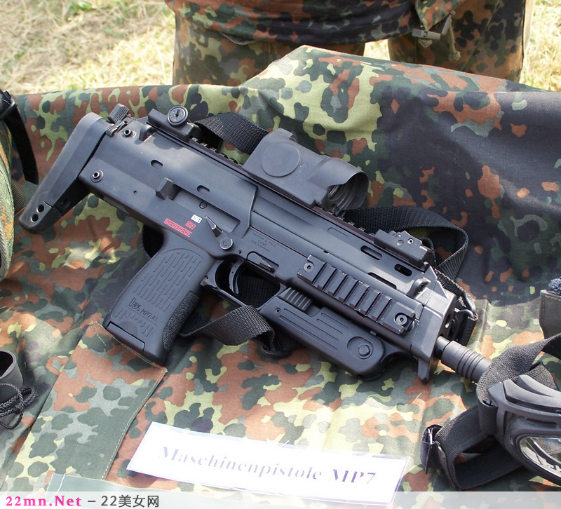 德国单兵自卫武器MP7冲锋枪4