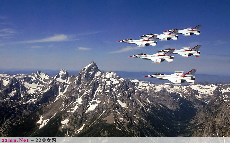 美国空军的雷鸟飞行表演队（USAF Thunderbirds）12