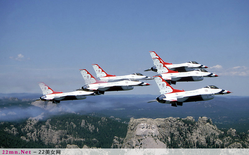 美国空军的雷鸟飞行表演队（USAF Thunderbirds）16