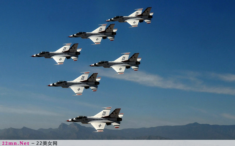 美国空军的雷鸟飞行表演队（USAF Thunderbirds）17