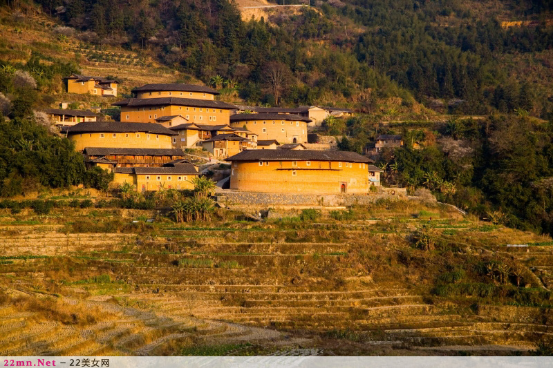 福建永定龙岩客家土楼图片3