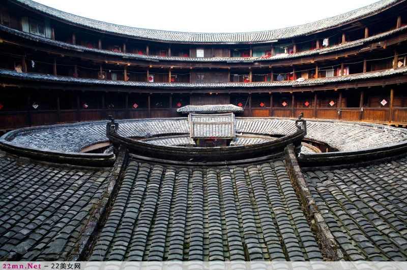 福建永定龙岩客家土楼图片7