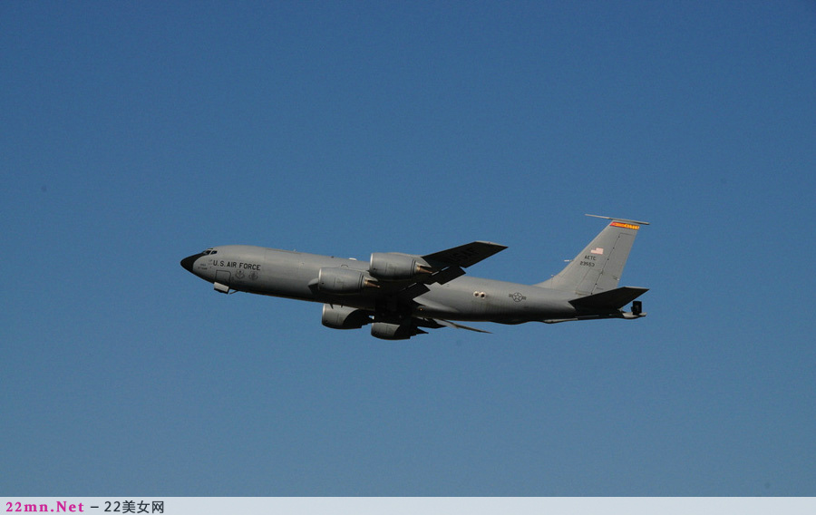 美国KC-135空中加油机14