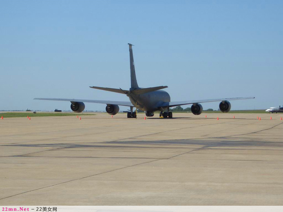 美国KC-135空中加油机17