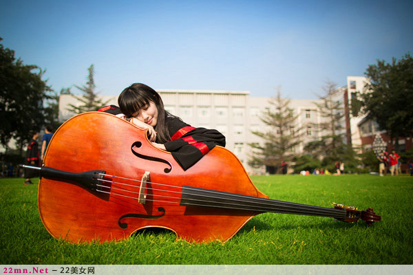 中国人民大学女神毕业照片高清套图1