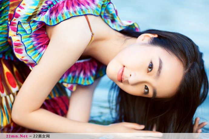 阳光小美女海边清新写真美图2