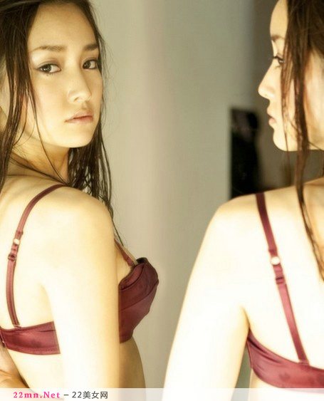 日本AV女优永池南津子性感写真美图15